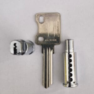 DFM Plug for 670SN Cam lock
